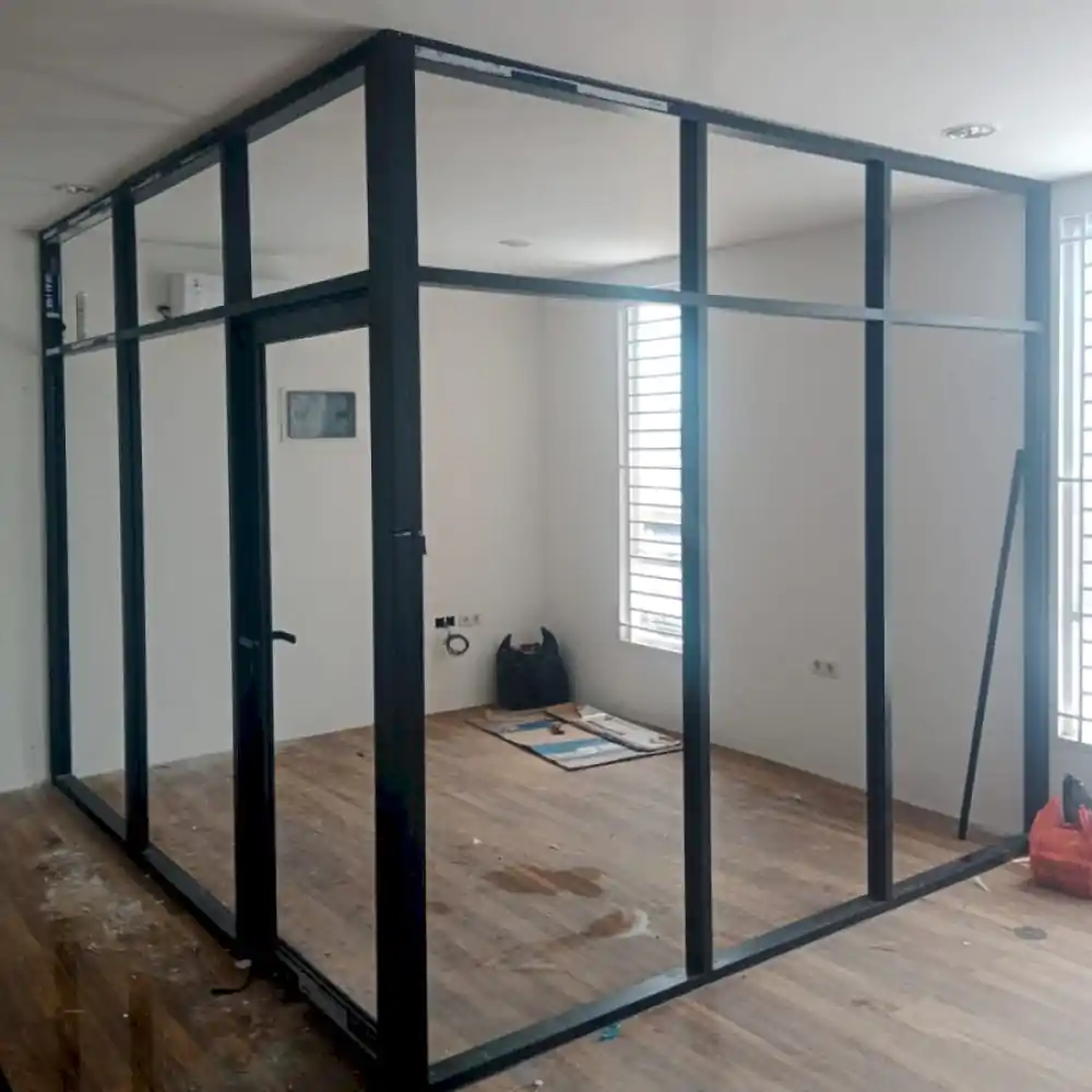 PARTISI KACA ALUMINIUM PARTISI KACA ALUMINIUM